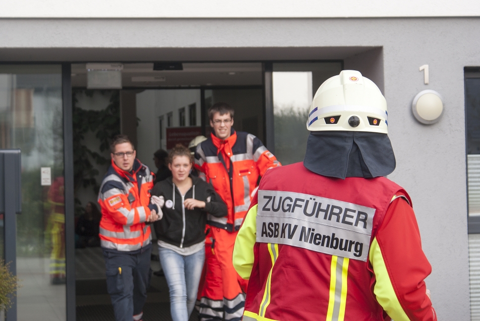 Schnell-Einsatz-Gruppe übte Altenheim-Evakuierung