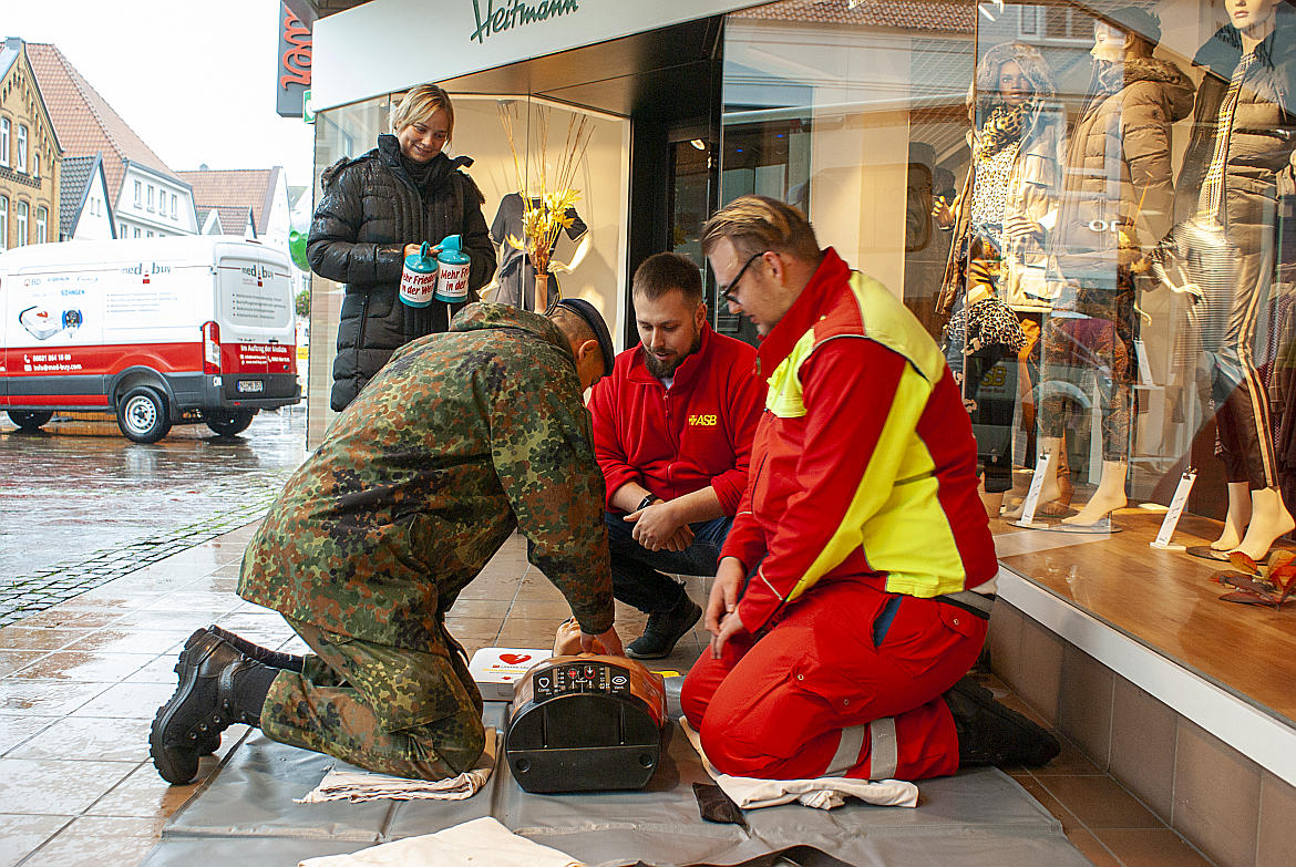 Öffentliches Defi-Training